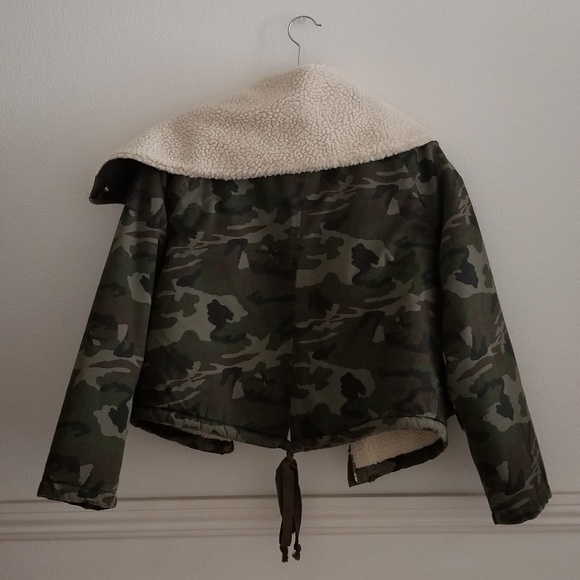 UNIF × Urban Outfitters Sherpa Lined Bomber Jacket - Picture 7 of 7